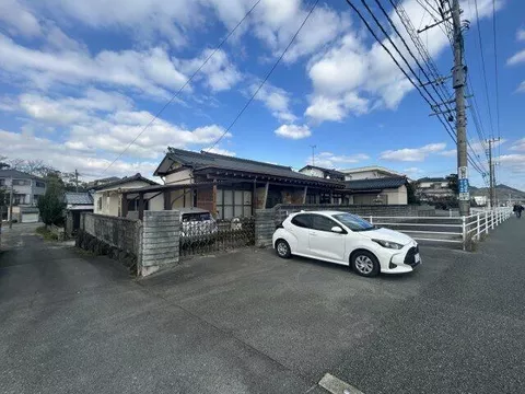 Omuta City, Oaza Shirogane (Shin Omuta Station), single-story building, 5LDK