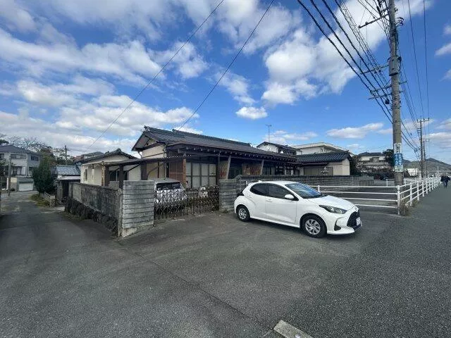 Omuta City, Oaza Shirogane (Shin Omuta Station), single-story building, 5LDK