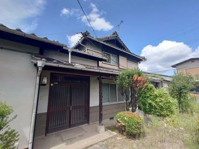 Kakogawa City, Onoe Town Ikeda (Hama no Miya Station), two-story building, 9DK