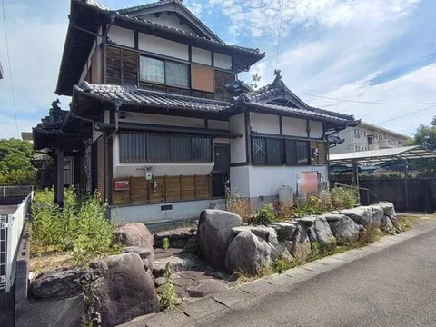 [Immediate response available] 10 minutes on foot to elementary school! ☆ 5DK property with many rooms ☆