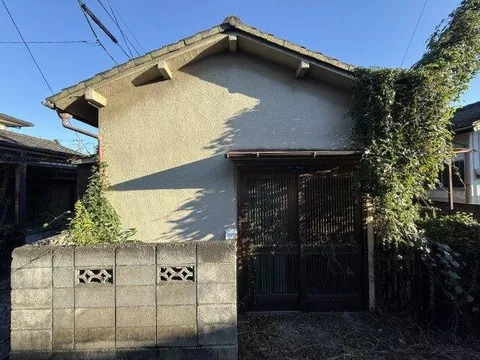3DK easy-to-live-in single-story house ♪ About a 5-minute walk to Seven-Eleven Kofu Kamishida store!