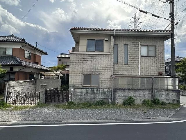 11 million yen, Akabane 3 (Okaya Station)