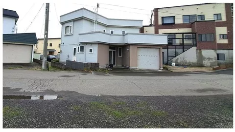 Aomori City, Oaza Kanihama, Azanada (Aomori Station) 2-story building 8LDK