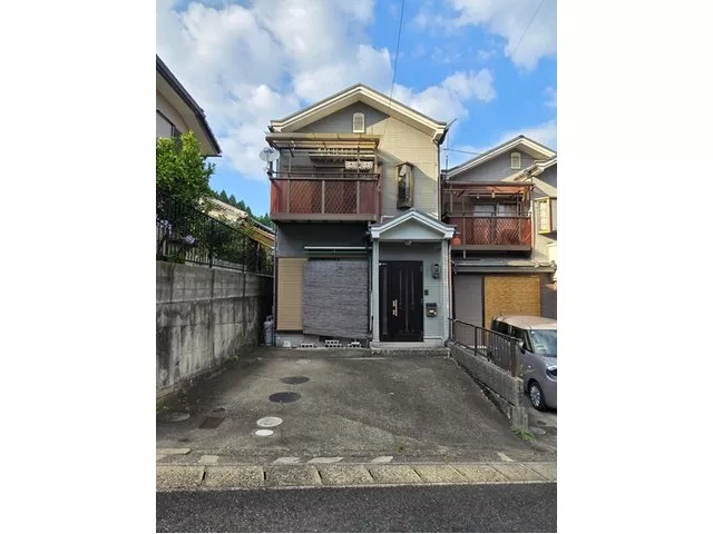 【Newly Listed on 7/14】 4LDK + Parking for 2 cars available!