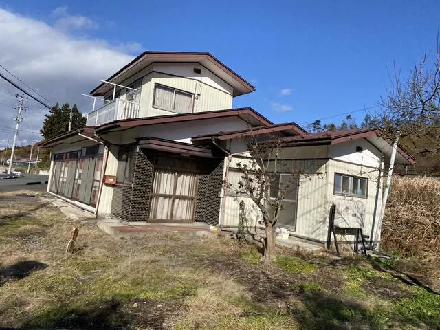 2F 4LDK, 2F, Aza Higashida Kita, Kamitadagawa, Kami-machi, Kabi-gun (Nishikogawa Sta.)

1,000,000 yen