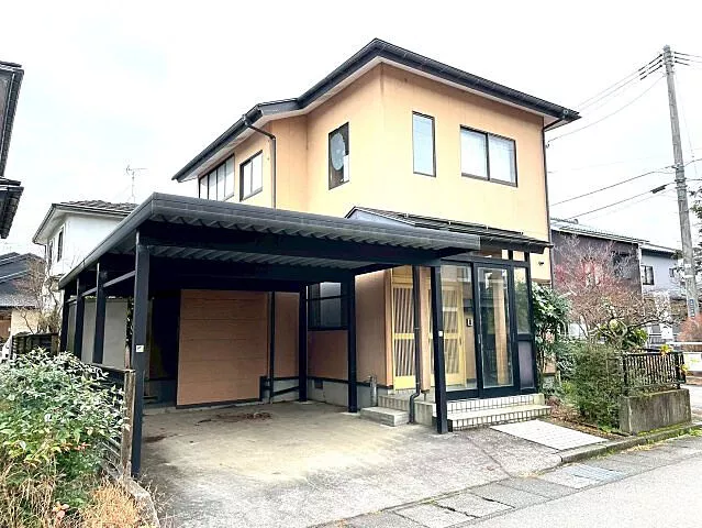 Used single-family home Sanjo City Tsukioka 1-chome Used house