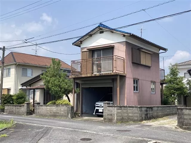 Iwakuni City, Shuto Town, Shimokuhara (Kuga Station), two-story building, 5DK