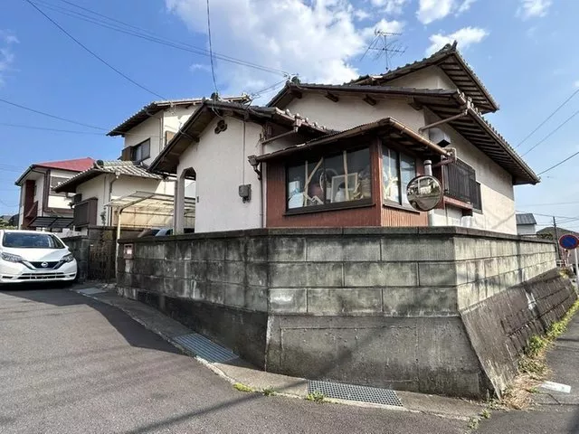 [Open House] Current sale until September 30 / Parking for 1 car available