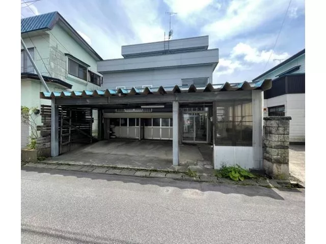 Oaza San-nai, Azai Sawabe (Shin-Aomori Station) 10,000,000 yen