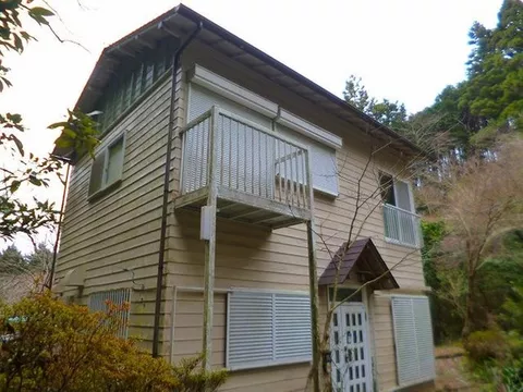 Izumi 6.8 million yen