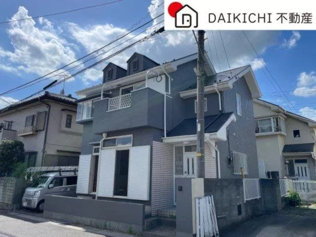 Southeast-facing with good sunlight exposure♪ All rooms have storage available!