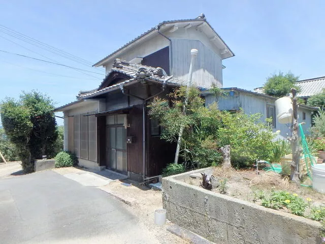 6-chome, Takahama-cho, Matsuyama-city (Takahama station) 2F 5SDK

5SDK 4,960,000 yen
