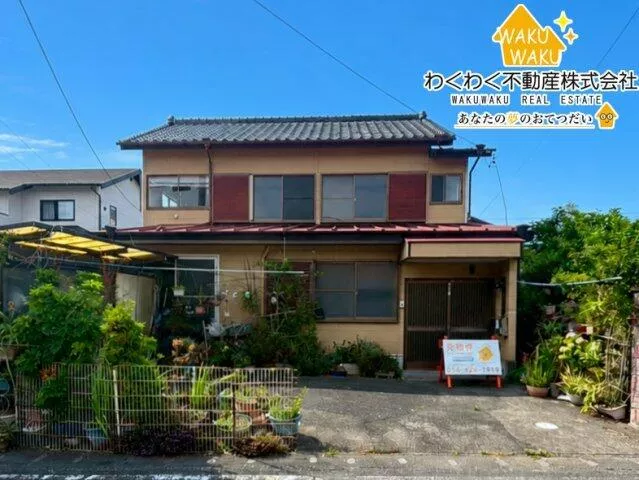 Yoshida Town, Haibara District, Sumiyoshi (Rokugo Station) 2-story 8DK