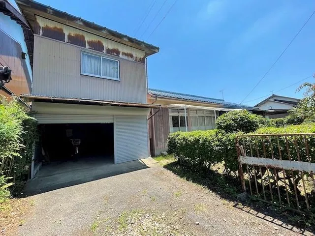 Ōhori Town (Minami Hikone Station) 9.8 million yen