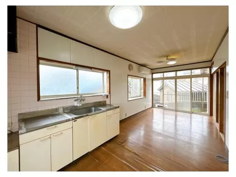 【Open house held】 Current sale until April 13 / New earthquake resistance compliance / Parking for 2 cars in parallel (1 car space