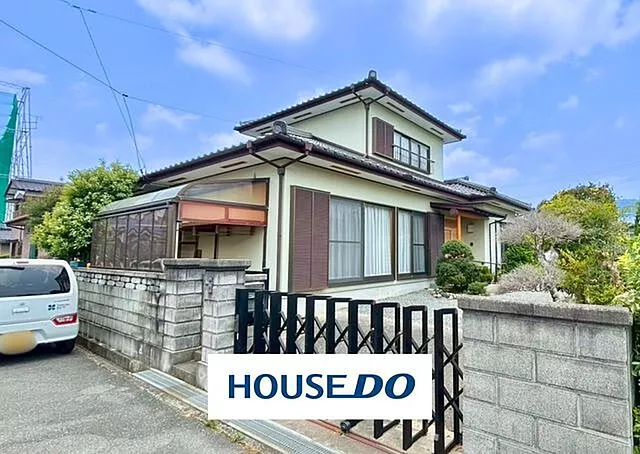 Used single-family home, 3.9 km from JR Sanyo Main Line, Hofu Station.