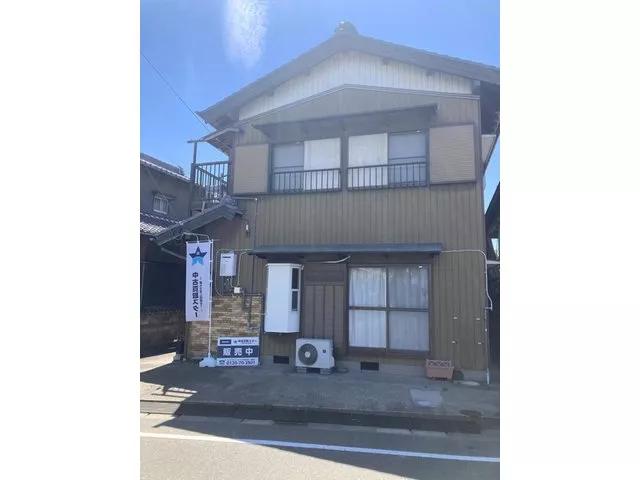 ☆ 8LDK! The connecting room can also be used as a large hall! ☆ About 600m from National Route 1 ☆ Suitable for company housing or facility use ☆