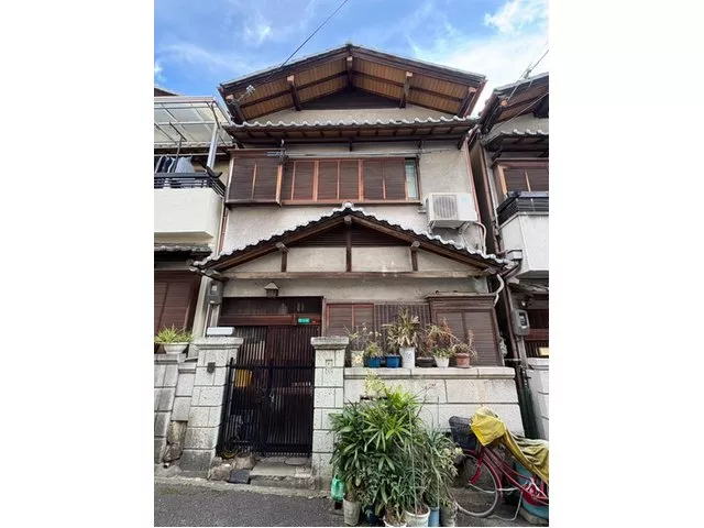 11.8 million yen in Abeno Ward; used house close to the city center! Now on sale!