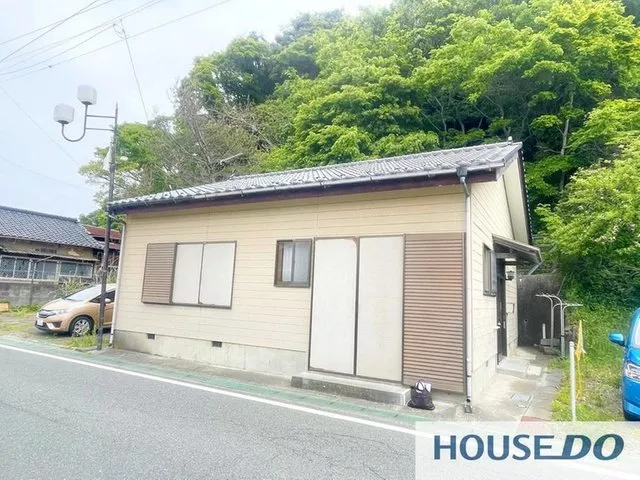 24 minutes on foot to the station! 11 minutes on foot to the supermarket! Open year-round, so it's okay to see it now♪