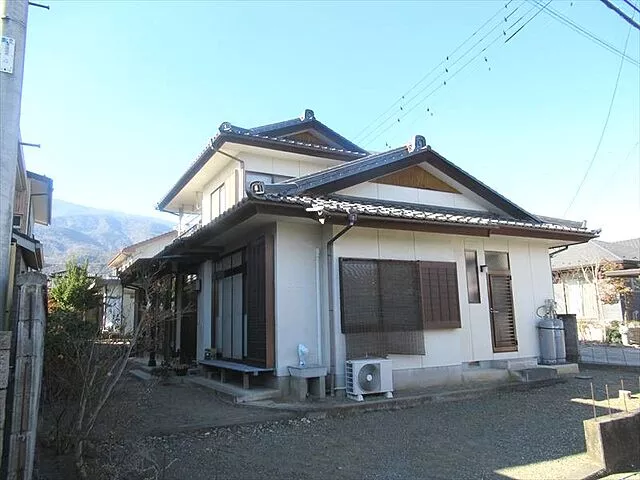 Used single-family home Minami Alps City Ochiai Used house