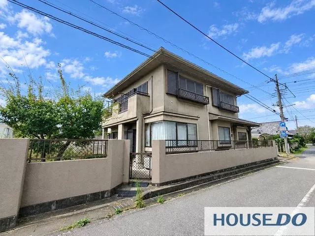 1 minute walk from Yuki Elementary School! Spacious 5SDK with parking for 2 cars in parallel OK♪ Available for immediate viewing!