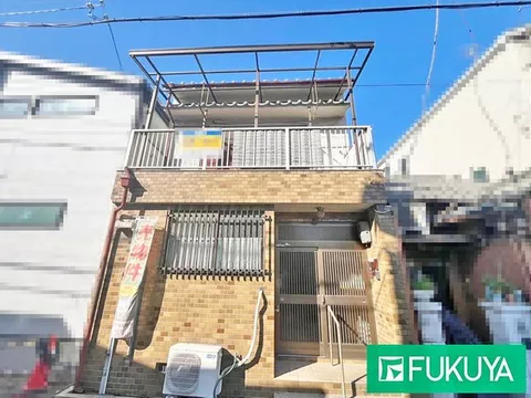 9 minutes on foot from Hanshin "Kuiseki Station"! Two-way road to the south and north! Immediate viewing available as it is currently vacant!