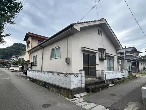 2F 6DK

4,000,000 yen