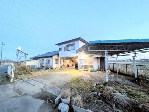 Utsunomiya City, Shimokogura Town (Ujiie Station) 2-story building, 8DK