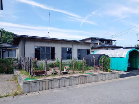 Higashiokitama District, Takahata Town, Oaza Takahata (Takahata Station) 1-story 3DK