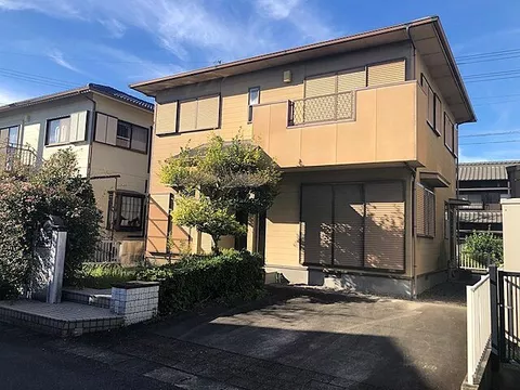Used single-family home Rainbow Wada