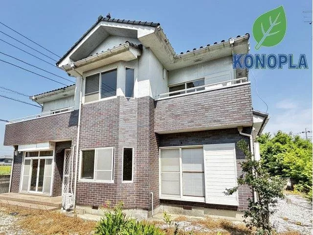 Many rooms☆ 7LDK residence■ Concentrated water facilities design■ Has a loft■ Ample storage■ Good living environment◎
