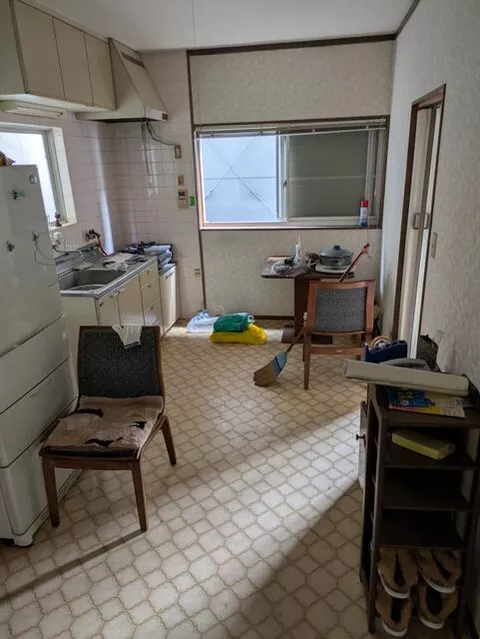 Sagara District, Kasagi Town, Oaza Kasagi, Koaza Hirata (Kasagi Station) 3-story building 4DK - Image 3