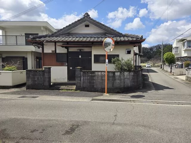 Kinokawa City, Najime Ichiba (Najime Station) Single-story building 4DK