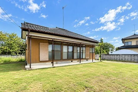 Chikusei City Narita (Shimodate Station) single-story building 2LDK