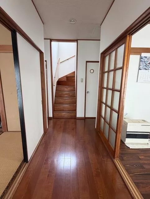 Shimotsuga District Mibu Town Oaza Fujii (Mibu Station) 2-story 4DK