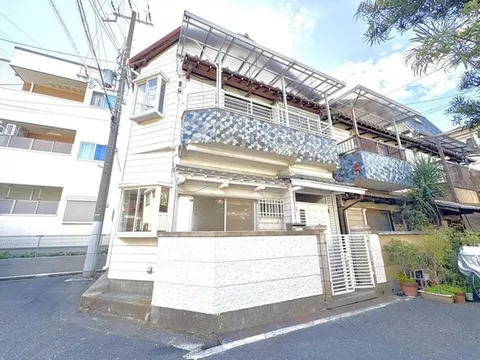 ■ This is a fully renovated 2-story house with a land area of 70.38㎡♪