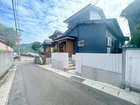 Used single-family home, Tsutsujigaoka 5-chome, Nagasaki City