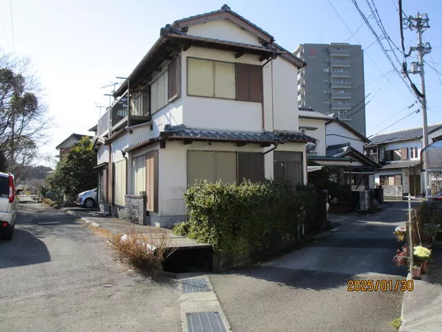 18-minute walk from JR Dosan Line "Tosa Ichinomiya" Station