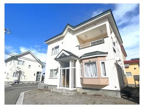 【Viewing event held】【Psychological defect present】Current sale until April 15 / New seismic standards compliance / Parking