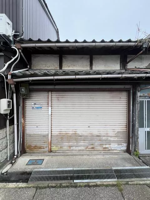 Imizu City, Nakanumizato (Nakanumizato Station) 2-story building 3K