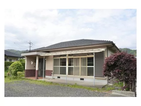 7.86 million yen, 3 (Hayato Station)