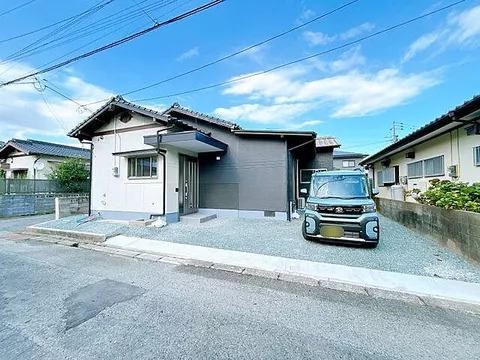 Used single-family home in Yoshinogari Town, Ōmagari