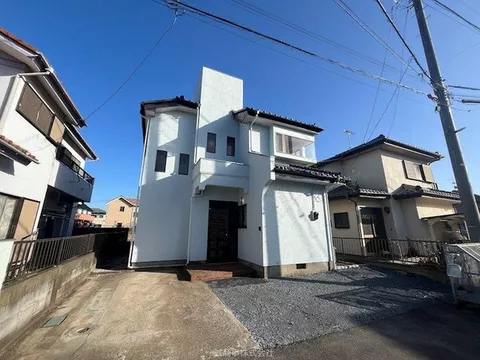 Property renovated in March 2026 (water area replacement, wallpaper replacement, etc.)!