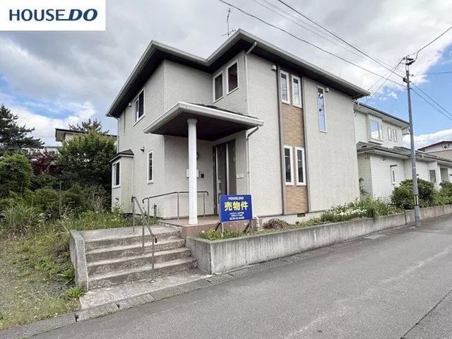 House Do Hachinohe Shimonaga ◎Available for viewing today◎ A home with attractive storage capacity and a loft♪