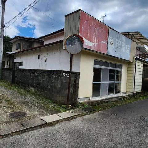 Ohara, Kinugawa Onsen, Nikko-shi, Tokyo (Kinugawa Onsen station) 2F 4K

1.7 million yen