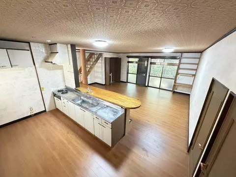 Arao City, Manda (Arao Station) 2-story building 3LDK