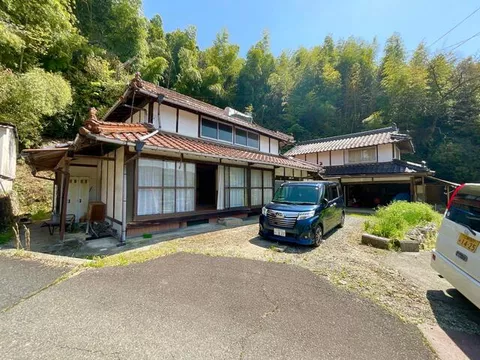 Higashi-Hiroshima City, Toyosaka-cho, Yasuyado (Nishitakaya Station) 2-story 4SLDK