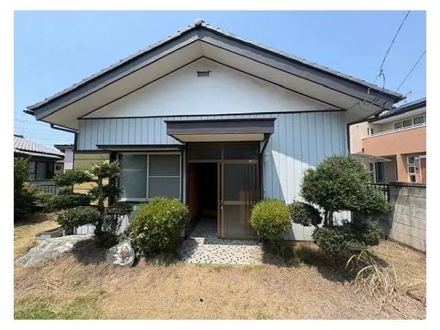 Nakacho (Shin-Isesaki Station) 5 million yen