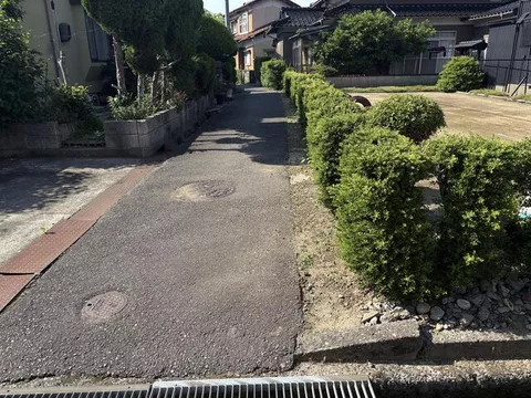 Komatsu City, Kushi Chaya-machi (Awazu Station) 2-story building 6K