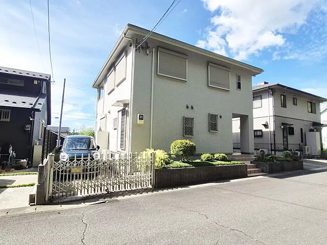 Used single-family home in Hiyoshi-cho, Goma-neko-bana, England Hills, single-family house